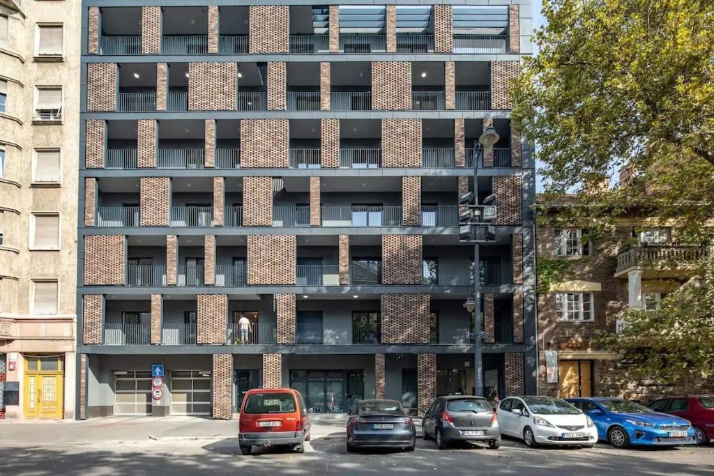 Marone 209 Budapest ~ Ac/Balcony/Indoor Parking Exteriör bild